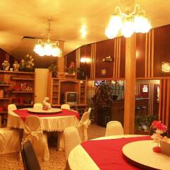 Отель Eve's Guesthouse Бангкок гостиничный бар