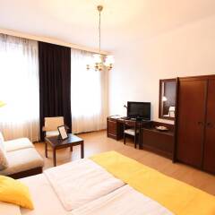 Апартаменты CheckVienna Edelhof Apartments комната для гостей фото 10