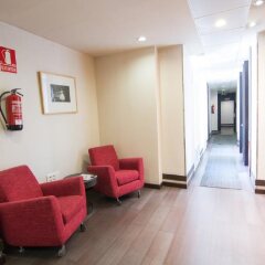 Отель Petit Palace Arenal Sol Испания, Мадрид - 1 отзыв об отеле, цены и фото номеров - забронировать отель Petit Palace Arenal Sol онлайн интерьер отеля фото 3