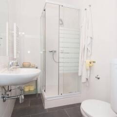 Отель Royal Resort Apartments Puchsbaumgasse Австрия, Вена - отзывы, цены и фото номеров - забронировать отель Royal Resort Apartments Puchsbaumgasse онлайн ванная фото 2