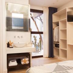 Апартаменты Enjoybcn Colon Apartments Барселона ванная фото 2