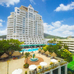 Отель Andaman Beach Suites Пхукет