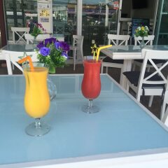 Отель Phuket Airport Suites & Lounge Bar - Club 96 Таиланд, Пхукет - отзывы, цены и фото номеров - забронировать отель Phuket Airport Suites & Lounge Bar - Club 96 онлайн бассейн фото 3