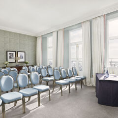 Отель The Grand Brighton