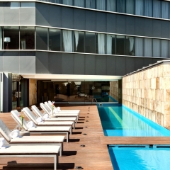 Отель Hilton Reforma Мехико вид на фасад