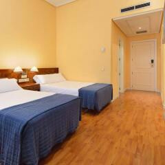 Hotel Madrid Gran Vía 25, managed by Meliá комната для гостей