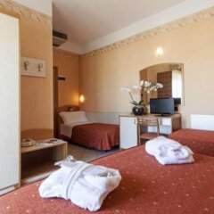 Ambra Hotel Римини комната для гостей фото 3
