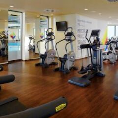 Sheraton Munich Arabellapark Hotel фитнесс-зал фото 4