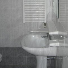 Отель residence i gabbiani Нумана ванная фото 2