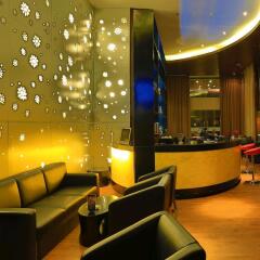Aston Jambi Hotel & Conference Center интерьер отеля