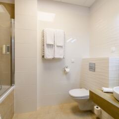 Отель Varsovia Apartamenty Jerozolimskie ванная фото 2
