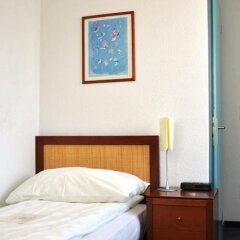 Hotel Landhus сейф в номере