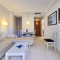 Отель Aparthotel Green Garden комната для гостей фото 5