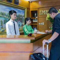 Отель Emerald Hotel Вьетнам, Ханой - отзывы, цены и фото номеров - забронировать отель Emerald Hotel онлайн спа фото 2