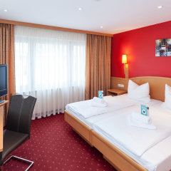 Отель Centro Hotel Mondial Германия, Мюнхен - 7 отзывов об отеле, цены и фото номеров - забронировать отель Centro Hotel Mondial онлайн комната для гостей фото 3