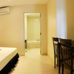 Отель First Landing Beach Resort & Villas сауна