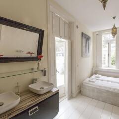 Отель Livia's Hideaway: Elegant Canal Нидерланды, Амстердам - отзывы, цены и фото номеров - забронировать отель Livia's Hideaway: Elegant Canal онлайн детские мероприятия фото 2