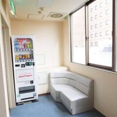 Отель UENO STATION HOSTEL ORIENTAL3 - Cater to Men Япония, Токио - отзывы, цены и фото номеров - забронировать отель UENO STATION HOSTEL ORIENTAL3 - Cater to Men онлайн комната для гостей фото 2