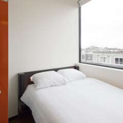 Отель easyHotel Amsterdam City Centre South балкон