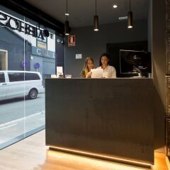 Отель Airhostel Barcelona Aeropuerto Испания, Эль-Прат-де-Льобрегат - 1 отзыв об отеле, цены и фото номеров - забронировать отель Airhostel Barcelona Aeropuerto онлайн интерьер отеля