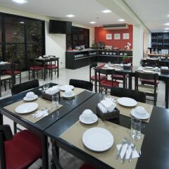 Отель Comfort Inn & Suites Ribeirão Preto Бразилия, Рибейран-Прету - отзывы, цены и фото номеров - забронировать отель Comfort Inn & Suites Ribeirão Preto онлайн питание