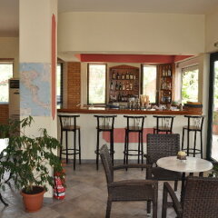 Hotel Pyrros гостиничный бар