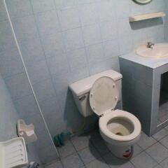 Отель Mid Town Inn ванная