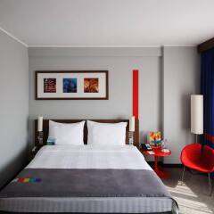 Гостиница Park Inn by Radisson Sheremetyevo Airport Moscow комната для гостей