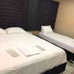 Orange Airport Hotel сейф в номере