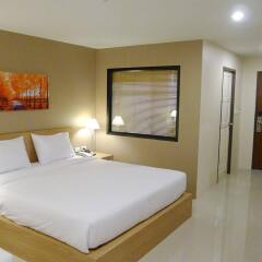 Отель T5 Suites @ Pattaya комната для гостей фото 4