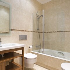 Отель Goikoa 2 Nautic - Iberorent Apartments Испания, Сан-Себастьян - отзывы, цены и фото номеров - забронировать отель Goikoa 2 Nautic - Iberorent Apartments онлайн ванная