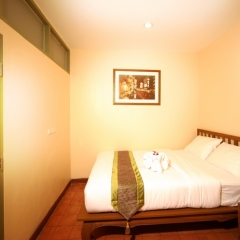 Отель Siamese Views Lodge Бангкок сейф в номере