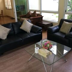 Отель Ratchayothin Cottage Бангкок интерьер отеля