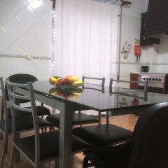 Апартаменты Best House 25 - Charming Apartment Great Location питание