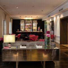 Отель Hôtel Le Canberra - Hôtels Ocre et Azur интерьер отеля