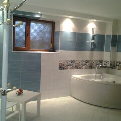 Отель Tonus Guest House Аврен ванная
