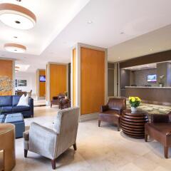 Отель Pacific Gateway Hotel Канада, Ричмонд - отзывы, цены и фото номеров - забронировать отель Pacific Gateway Hotel онлайн интерьер отеля