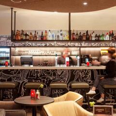 Hotel Ibis Amsterdam City Stopera гостиничный бар