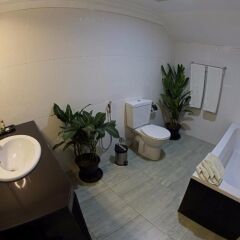 Отель Cafe Aroma Inn ванная