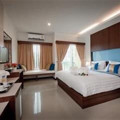 Отель Blue Sky Patong 3* Стандартный номер с различными типами кроватей фото 2