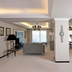 Отель La Marquise Luxury Resort Complex в номере