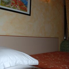 Отель Casa Mia Италия, Милан - отзывы, цены и фото номеров - забронировать отель Casa Mia онлайн сейф в номере