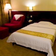 Yue Hai Hotel комната для гостей