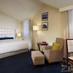 Отель Marriott Tsaghkadzor комната для гостей