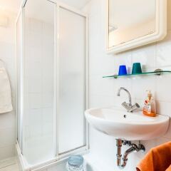 Отель Ferienwohnung Köln-altstadt-nord Кёльн ванная