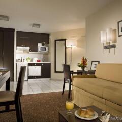 Отель Citadines Republique Paris в номере