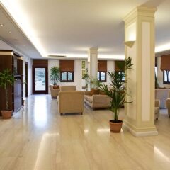 Yiannaki Hotel интерьер отеля