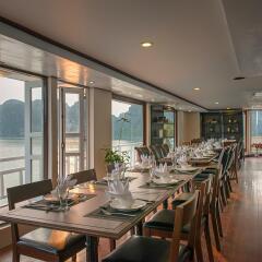 Отель La Vela Classic Cruise Managed by Paradise Cruises питание