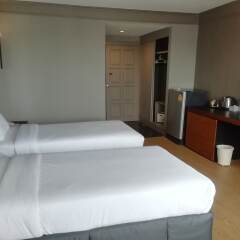 Marine Plaza Hotel Pattaya сейф в номере