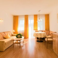 Отель Wohlfuhlhotel Mei Auszeit Плаус комната для гостей